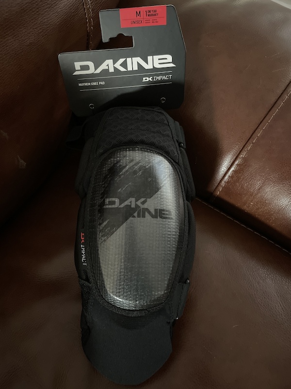 Dakine Mayhem Knee Pads For Sale