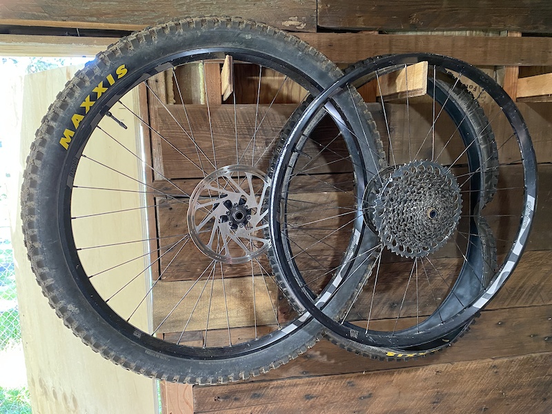 2021 EThirteen LG1 wheelset For Sale