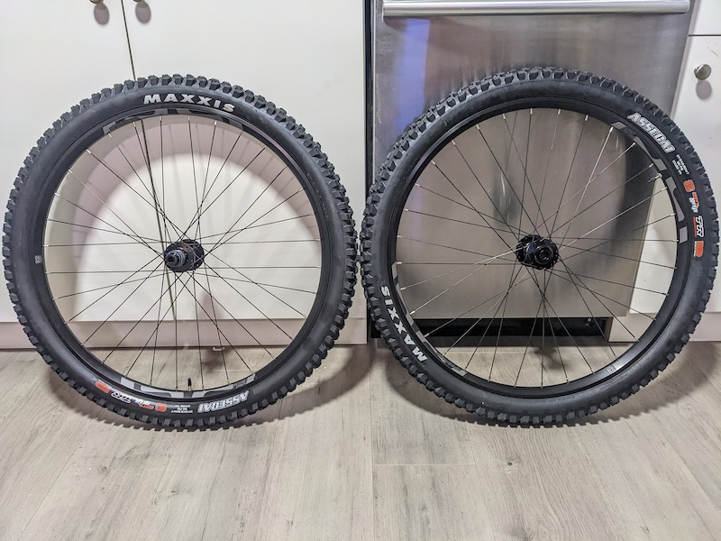 EThirteen LG1 DH Wheelset, 27.5 *With MAXXIS tires!* For Sale