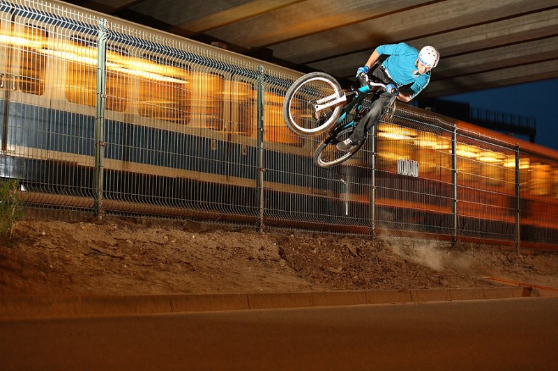 cool fence-ride,pic by lars scharl