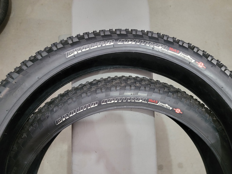 2 Specialized Ground Control 26x4 TubelessReady Tires For Sale