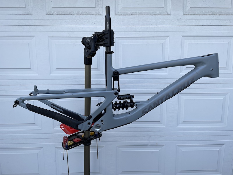 2019-santa-cruz-bronson-cc-v3-frame-w-cascade-link-for-sale