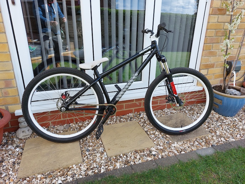 Specialized P1 Dirt jump bike . For Sale