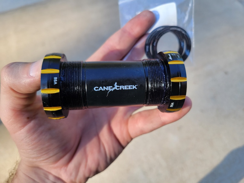 Cane Creek Hellbender 70 Bottom Bracket Stainless Steel Press Fit Black Pf41 30mm 86.5 89.5 92 121 124 132mm