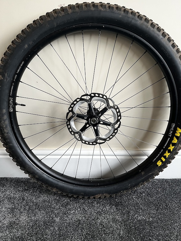 2021 Hunt Enduro Wide Mullet on Shimano XT Hubs + tyres! For Sale