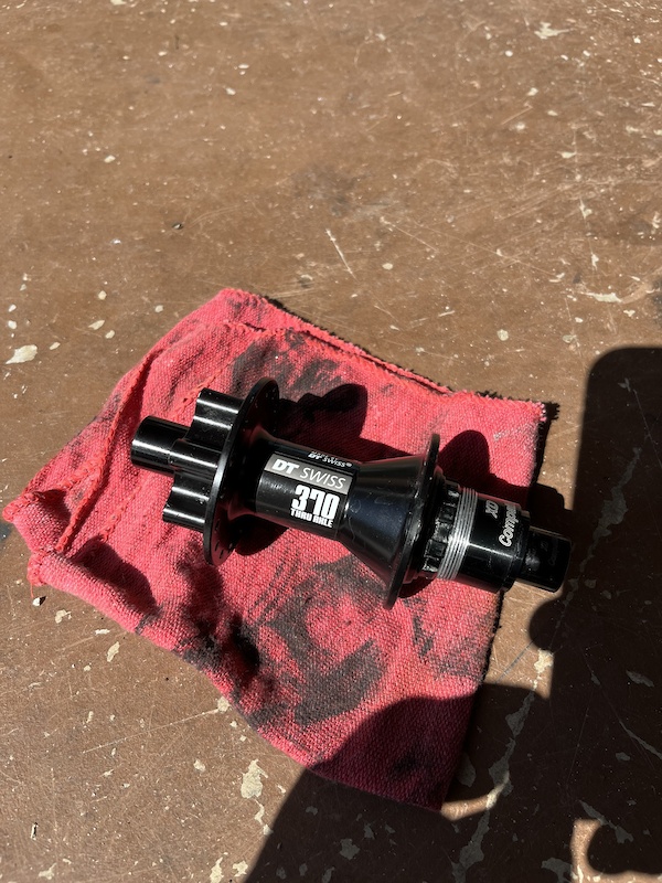 2019 DT Swiss 370 Rear hub BOOST For Sale
