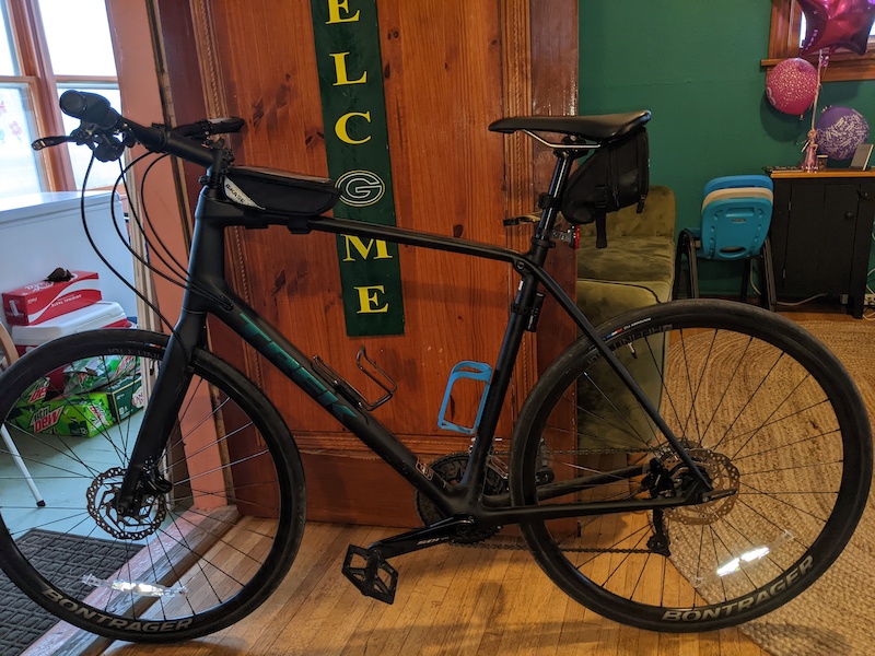 2021 trek fx 4 carbon