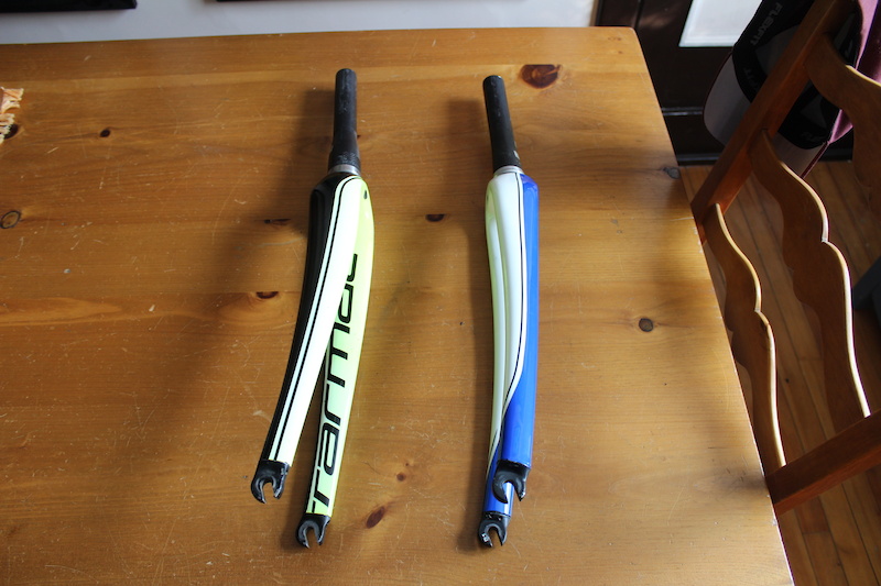 Specialized Tarmac tapered Carbon FORKS 700c SHIP INCL For Sale