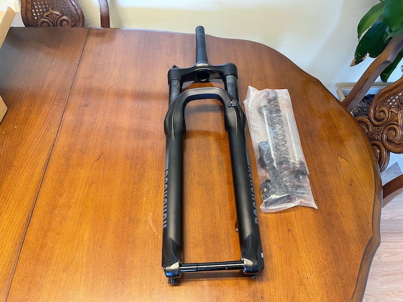 2021 Rockshox 35 Silver TK 29”, 140mm, 51mm Offset For Sale