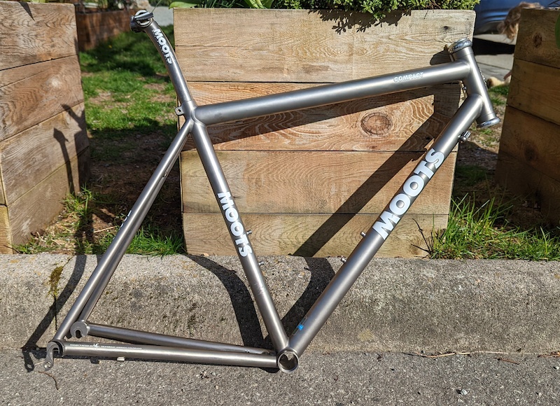 moots compact