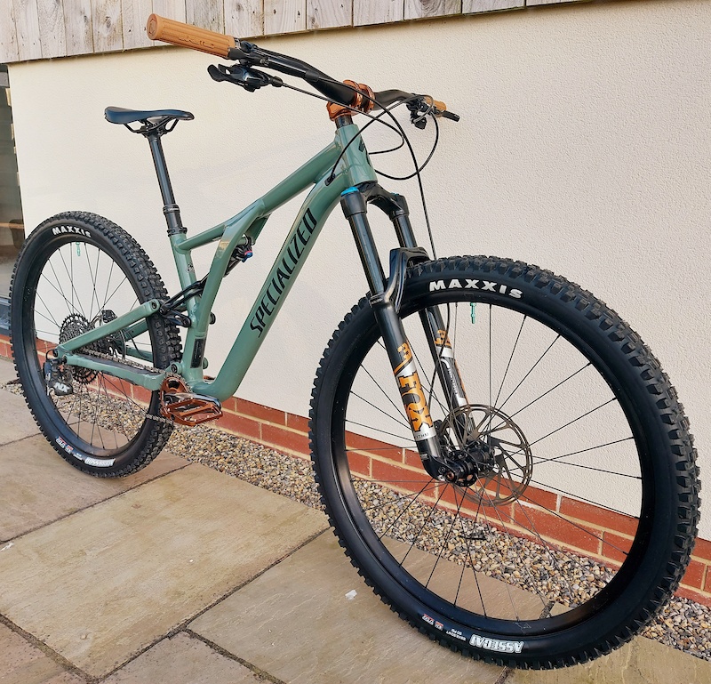 2021 stumpjumper comp weight