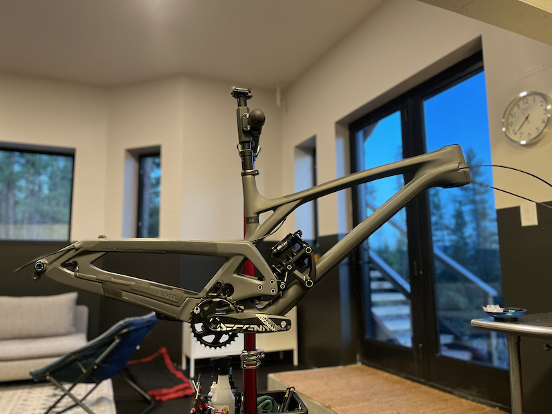 evil insurgent lb frame