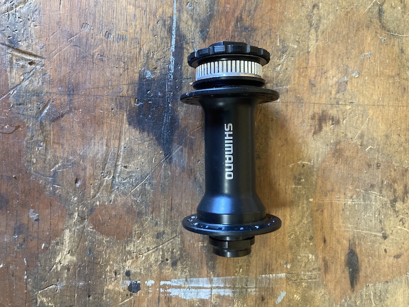 New (take off) Shimano HB-MT400-B 32H Boost For Sale