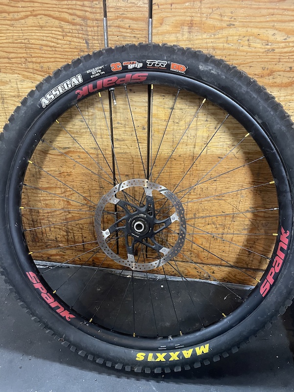 29 front wheel