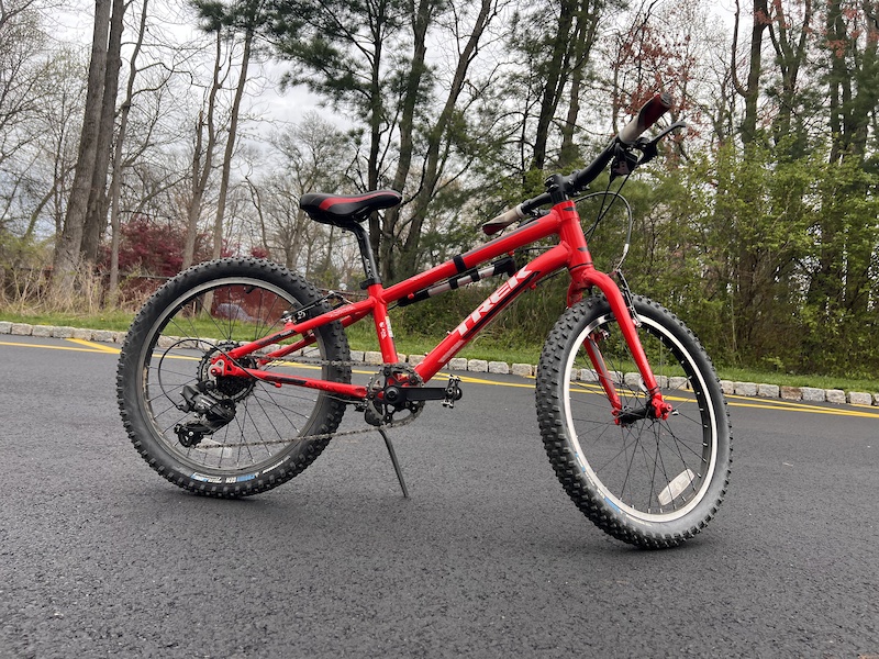 trek superfly 20 inch