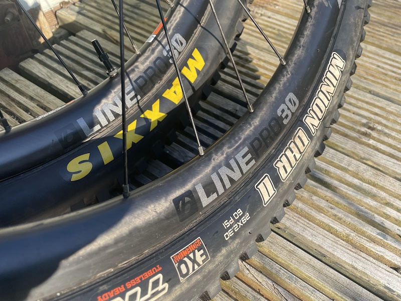 bontrager line pro 30 29