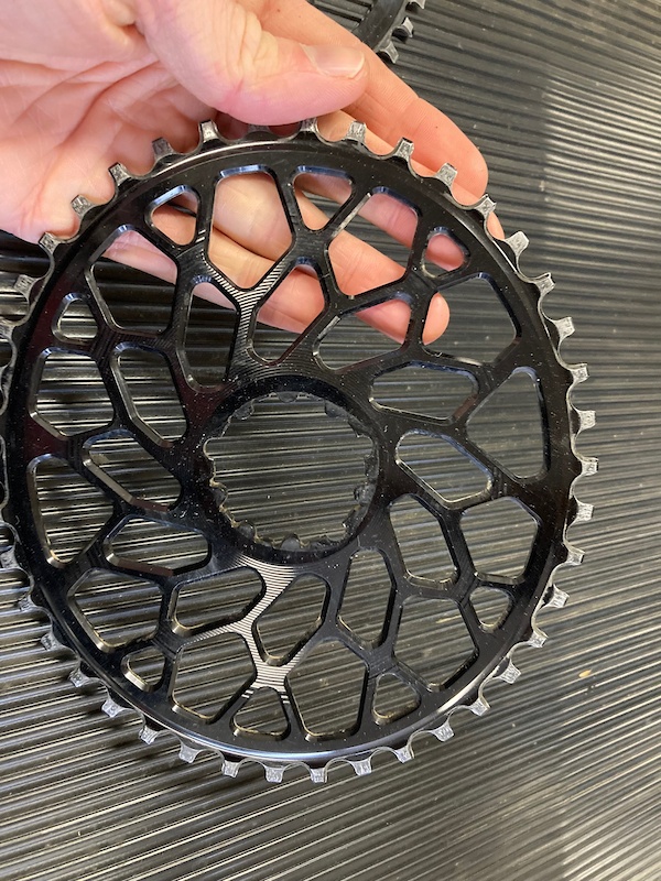 Absolute black 42t Oval Chainring For Sale