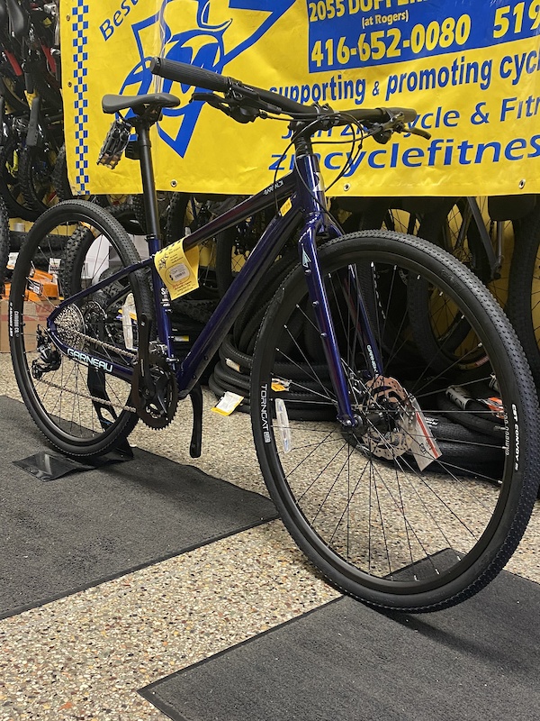 2022 GARNEAU GARIBALDI F4 WOMEN'S GRAVEL S BERRY For Sale