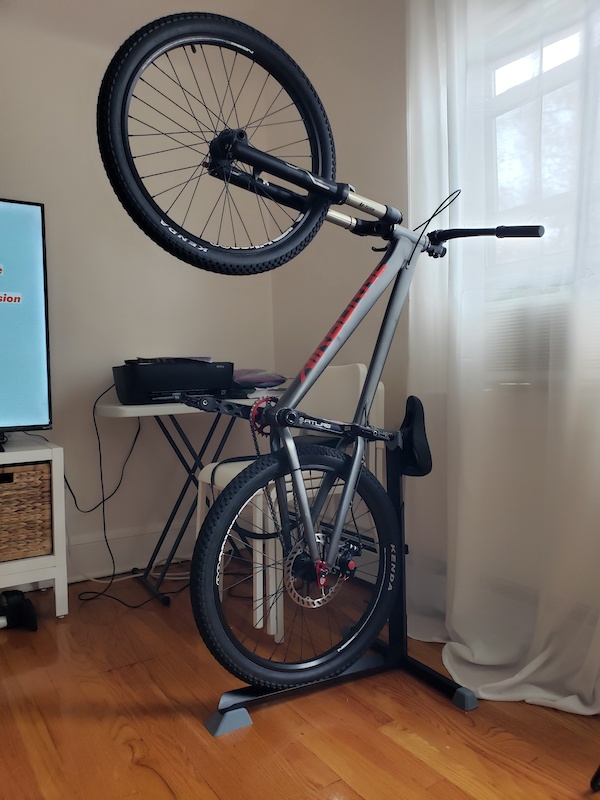 airborne dirt jumper