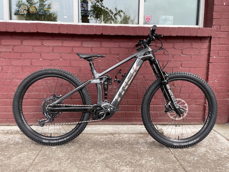 trek dark prismatic