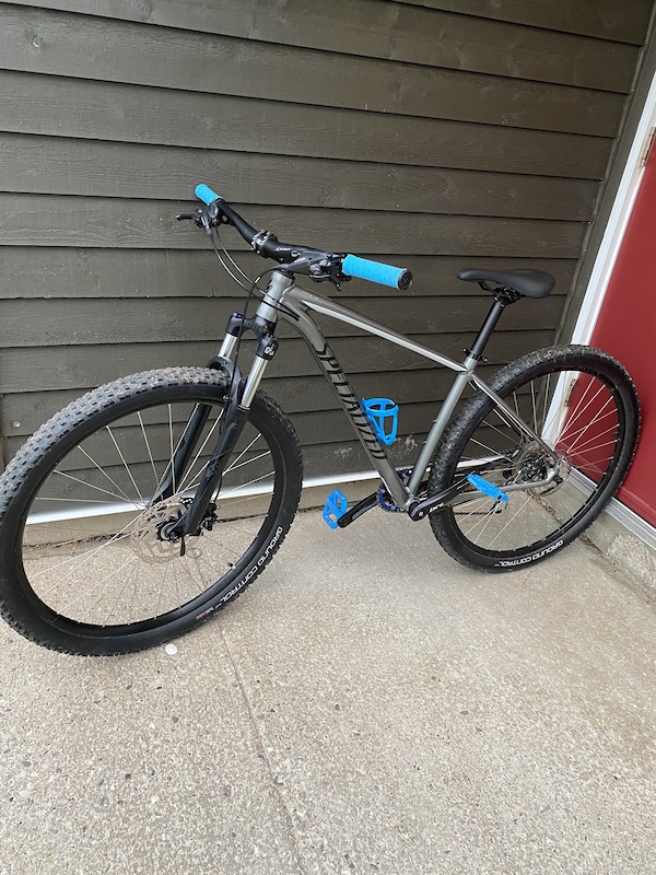 bicicleta specialized rockhopper comp 2019