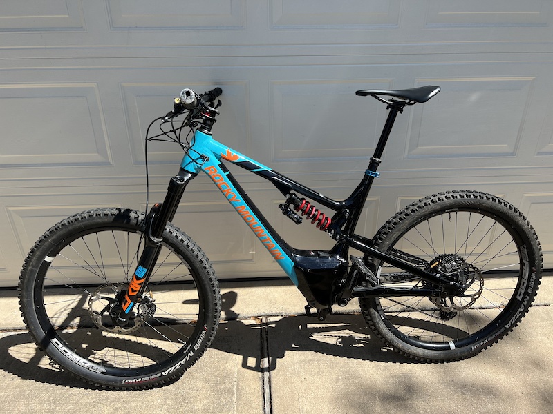 2019 rocky discount mountain altitude a70