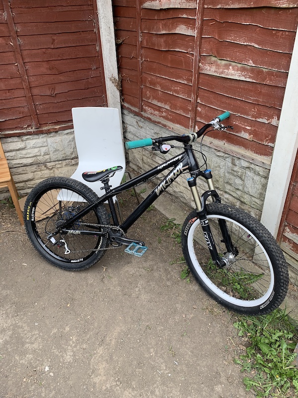 Custom Dartmoor player dirt jump bike For Sale