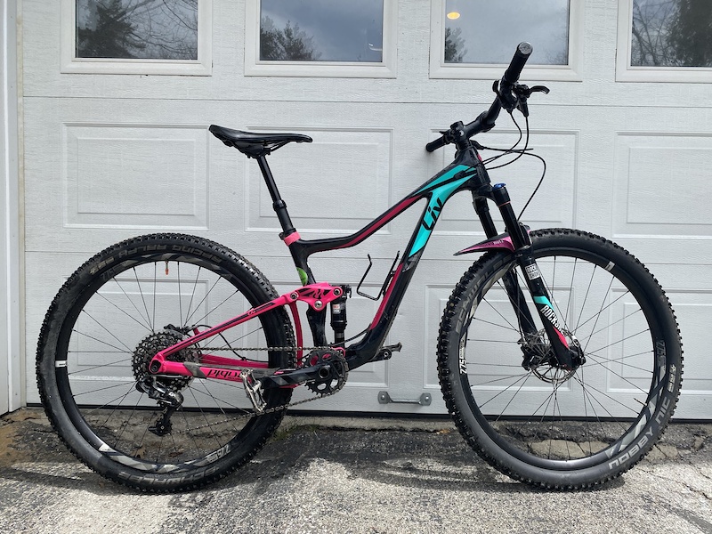 liv pique advanced 2