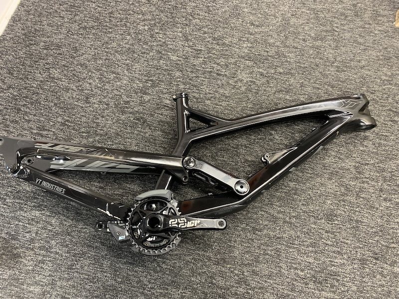 yt carbon frame