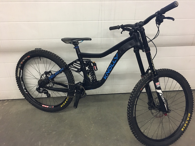 2018 Medium Knolly Delirium DH build For Sale