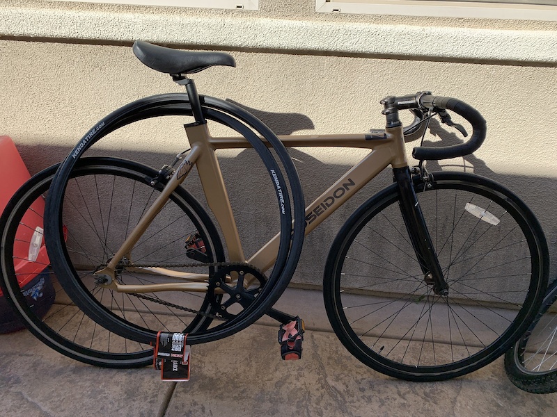 elite poseidon spin bike