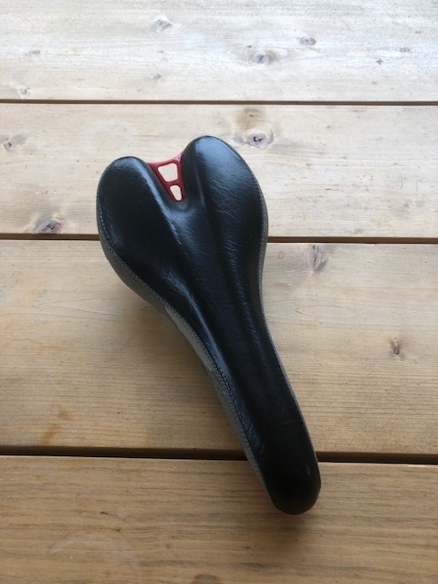 schwinn saddle