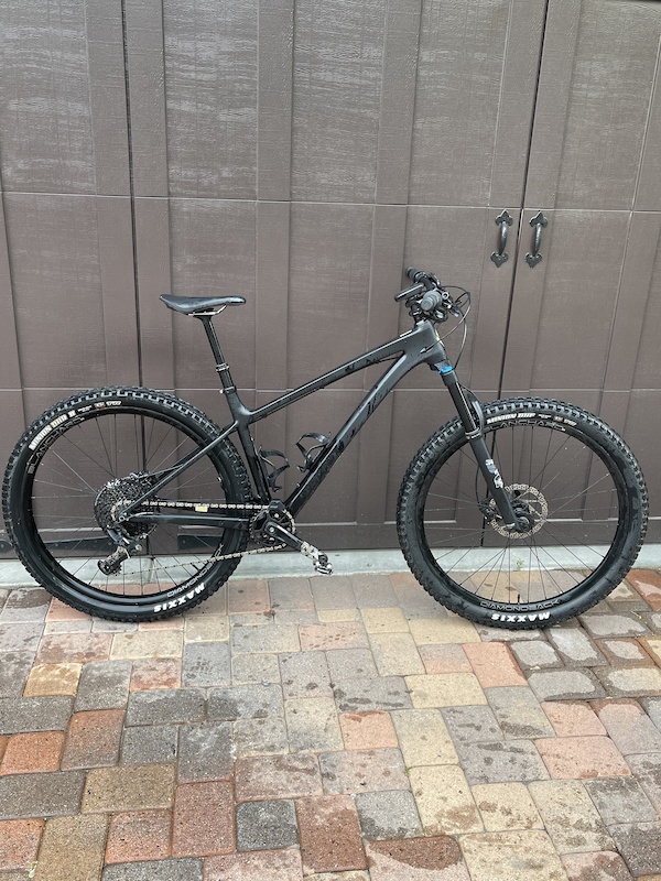 diamondback sync 3.0 grey