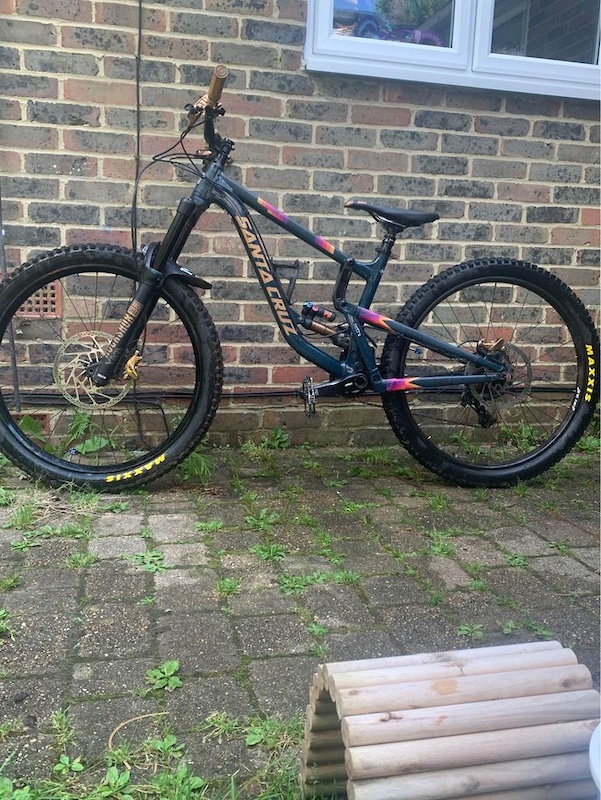 santa cruz nomad frame weight