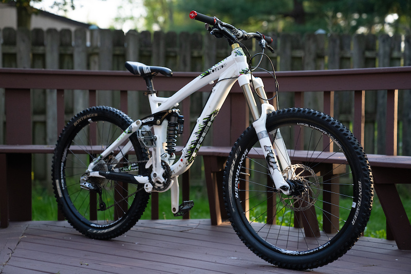 trek downhill bike for sale