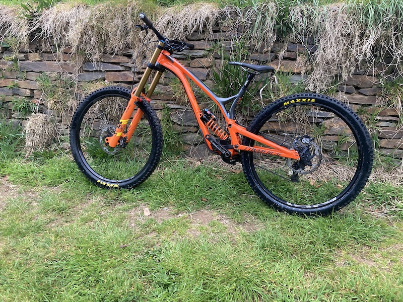 2019 Commencal supreme factory 29 large For Sale