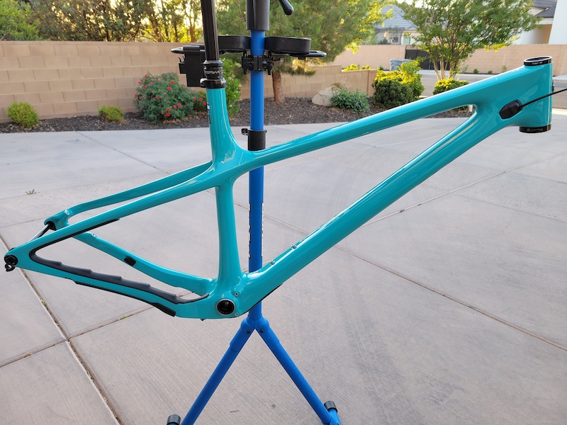 2021 Yeti Arc XL turquoise SlackR headset RideWrap For Sale