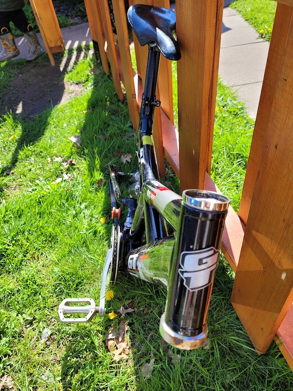 2001 GT DHi Race Frame and Parts For Sale