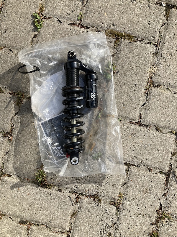 X fusion vector r coil shock For Sale