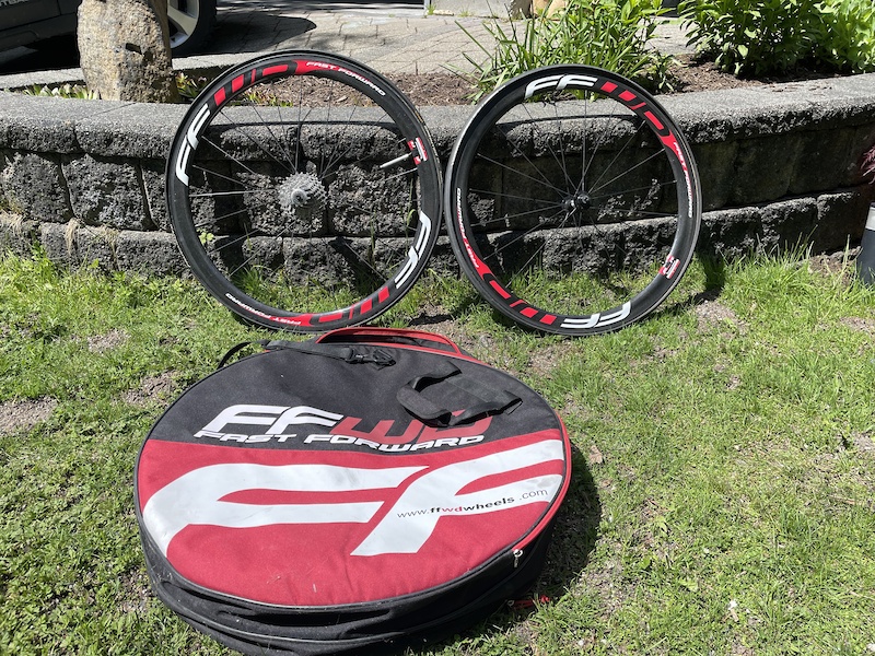 ヴェルロード　ffr RBA Test: Fast Forward F4R Tubulars – Road Bike Action