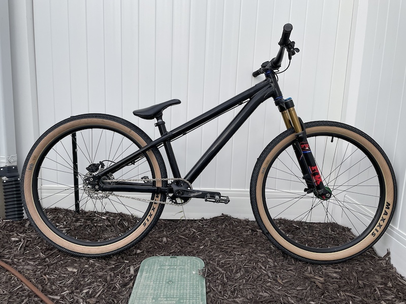 2016 Santa Cruz Jackal Dirt Jumper For Sale