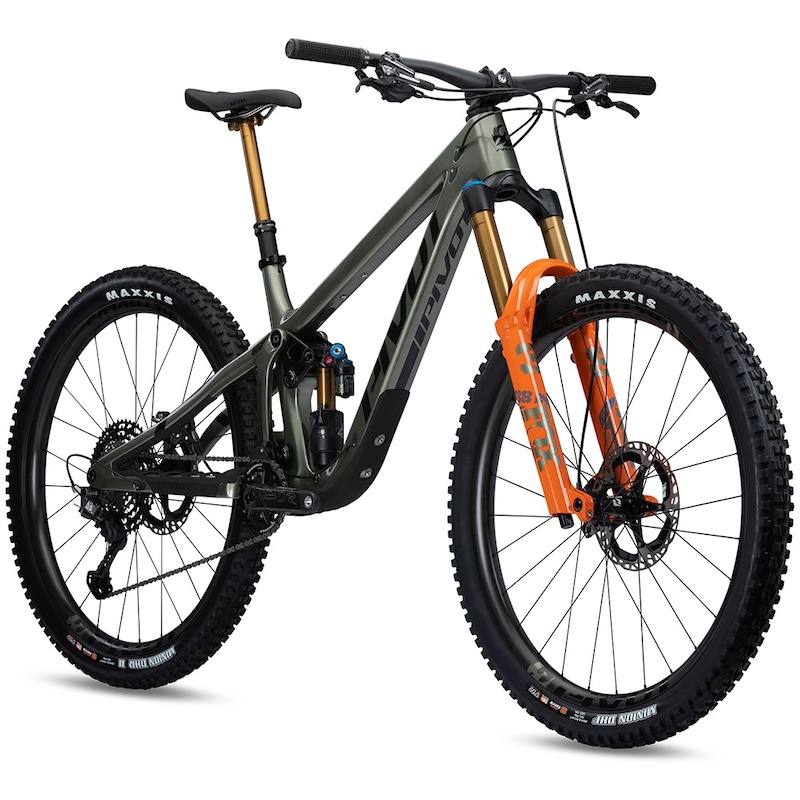 2022 Pivot Firebird, Large For Sale