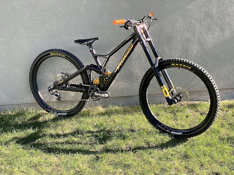 2020 specialized demo 29