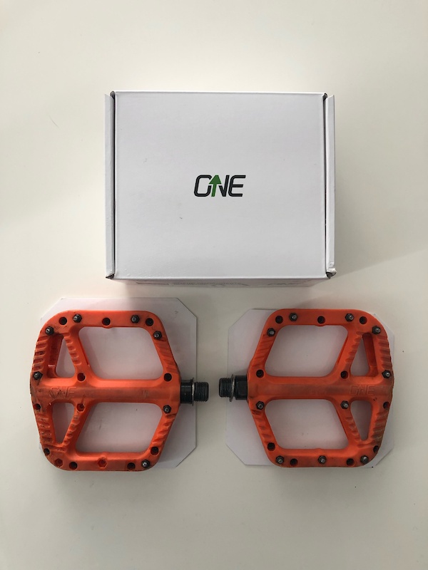 one up composite flat pedals