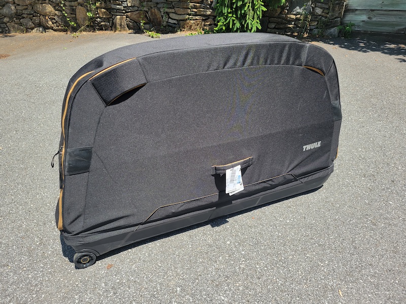 2022 Thule Roundtrip MTB Bike Travel Case For Sale