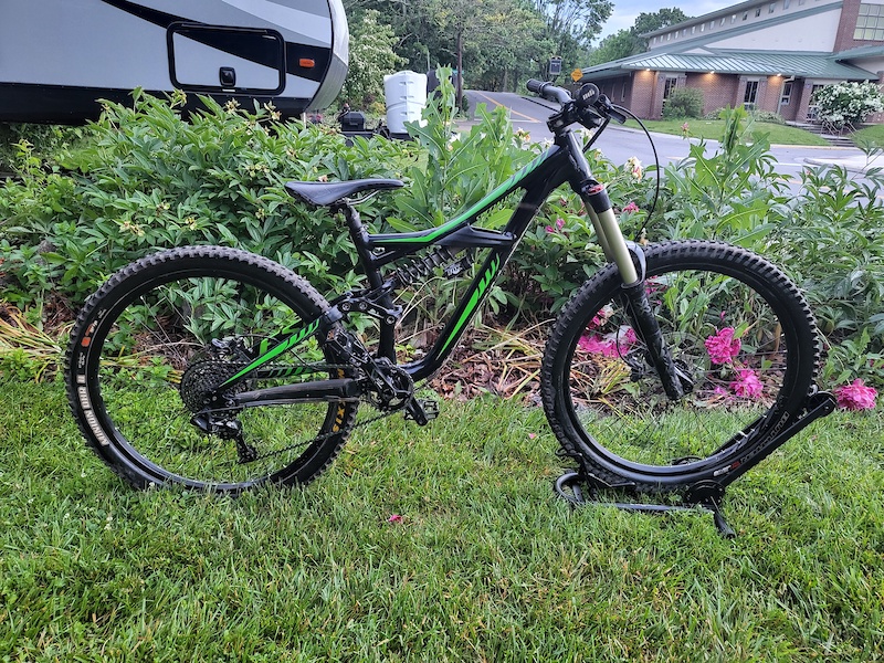 specialized enduro evo 650b