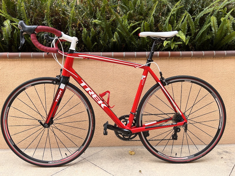 Trek Madone 2.1 58CM For Sale