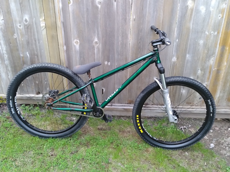 mongoose 21 speed mountain bike