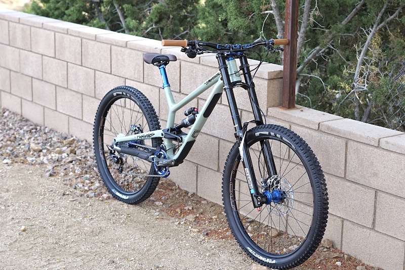 2022 Commencal Furious, FRS, Custom 