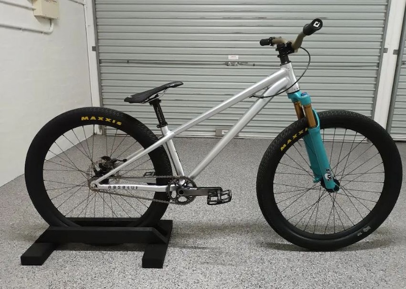 Commencal Absolute
